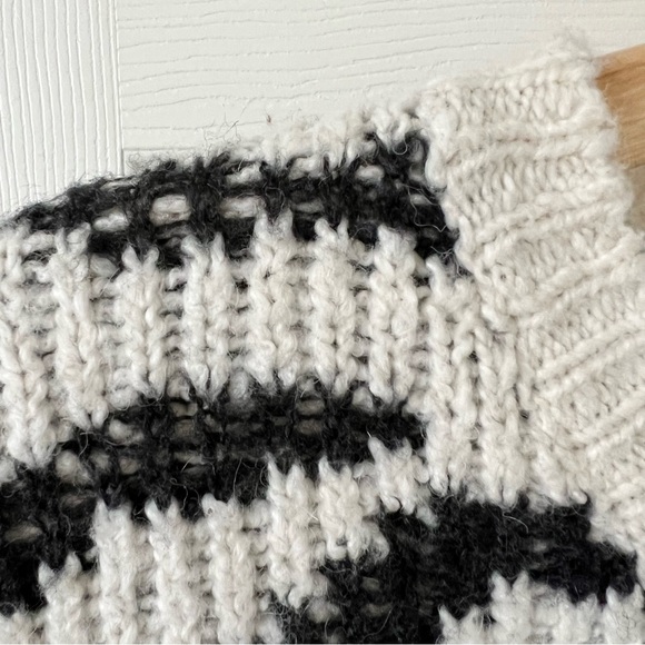 Line the Label Zebra Striped Black White Sweater Size L Round Neck Cotton Alpaca - Picture 11 of 15